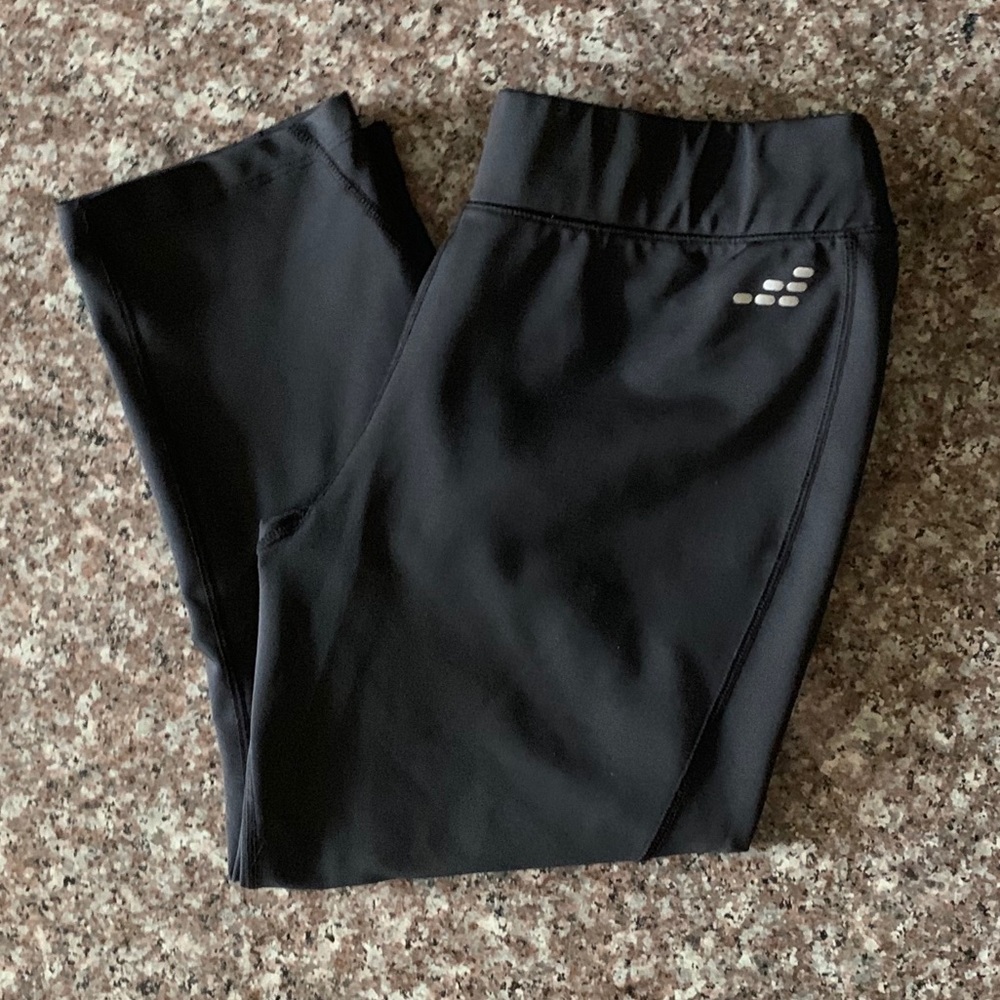 BCG Cropped Capri Athletic Leggings